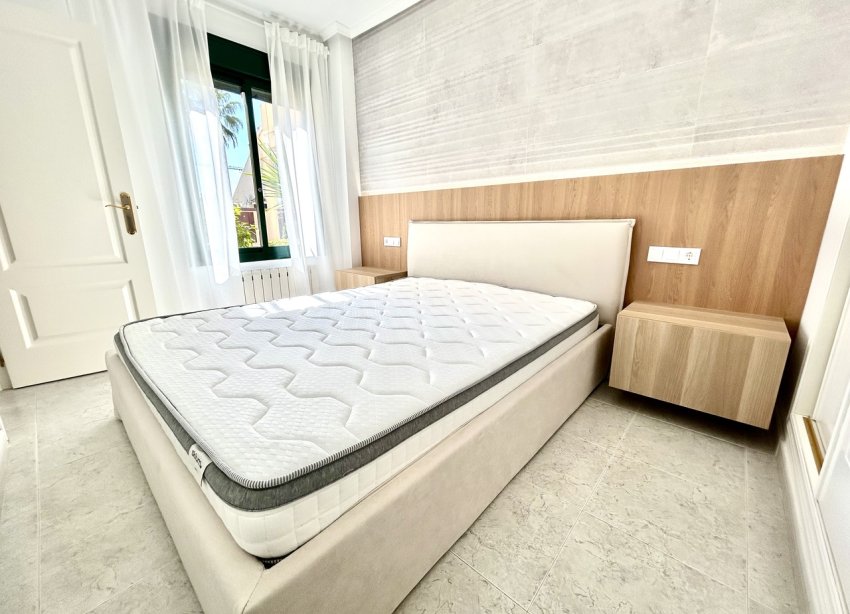 Reventa - Apartamento - Orihuela Costa - Campoamor
