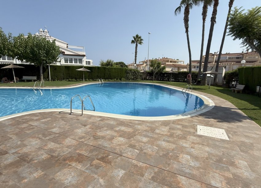 Reventa - Apartamento - Orihuela Costa - La Zenia