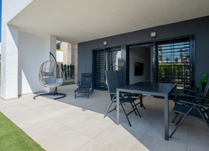 Reventa - Apartamento - Orihuela Costa - La Zenia