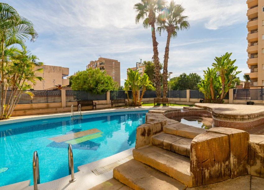 Reventa - Apartamento - Orihuela Costa - La Zenia