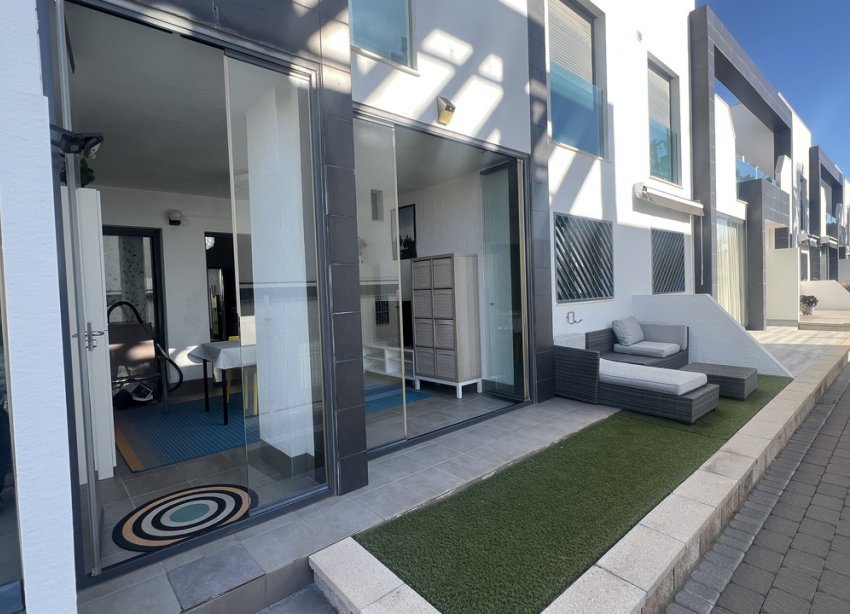 Reventa - Apartamento - Orihuela Costa - La Zenia