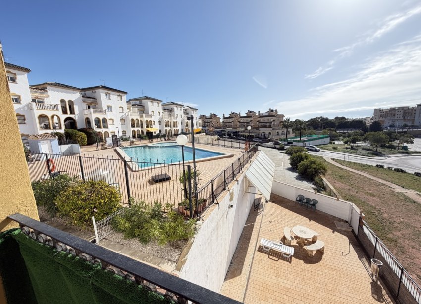 Reventa - Apartamento - Orihuela Costa - La Zenia
