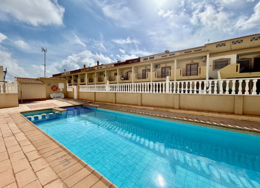 Reventa - Apartamento - Orihuela Costa - La Zenia