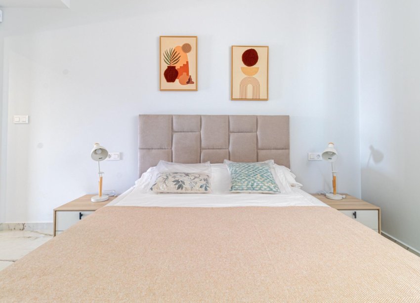 Reventa - Apartamento - Orihuela Costa - Los Almendros-La Florida