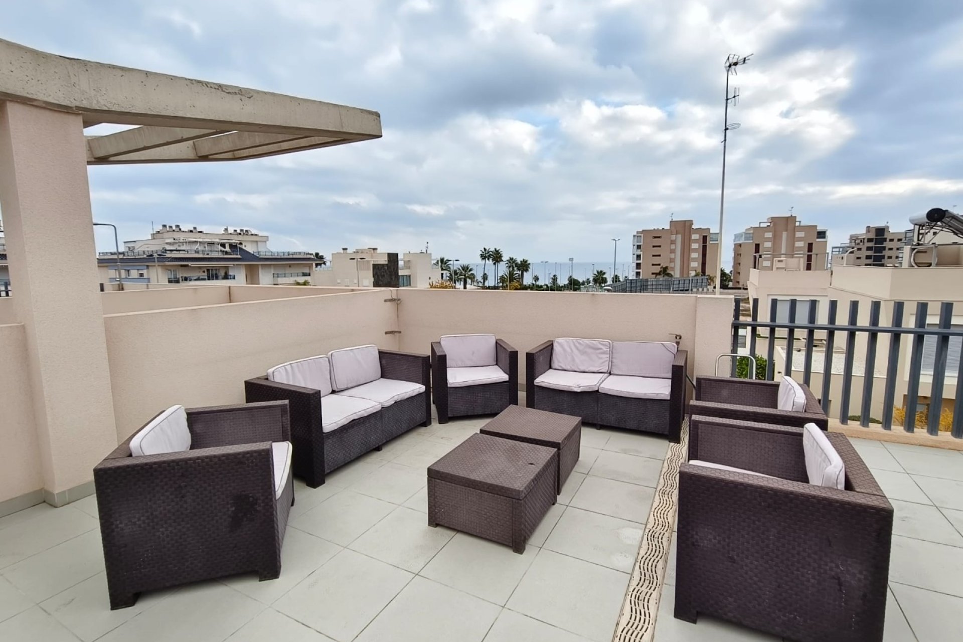 Reventa - Apartamento - Orihuela Costa - Mil Palmeras