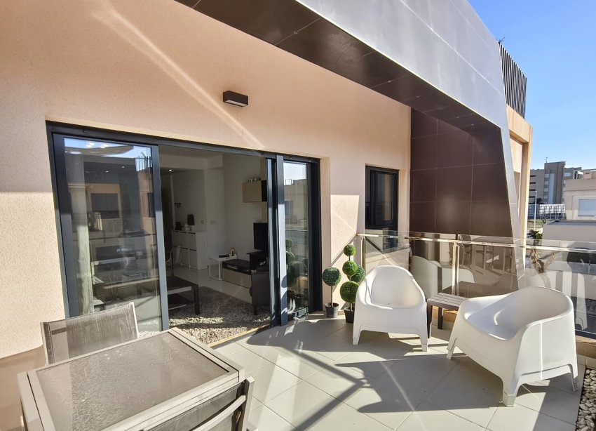 Reventa - Apartamento - Orihuela Costa - Mil Palmeras