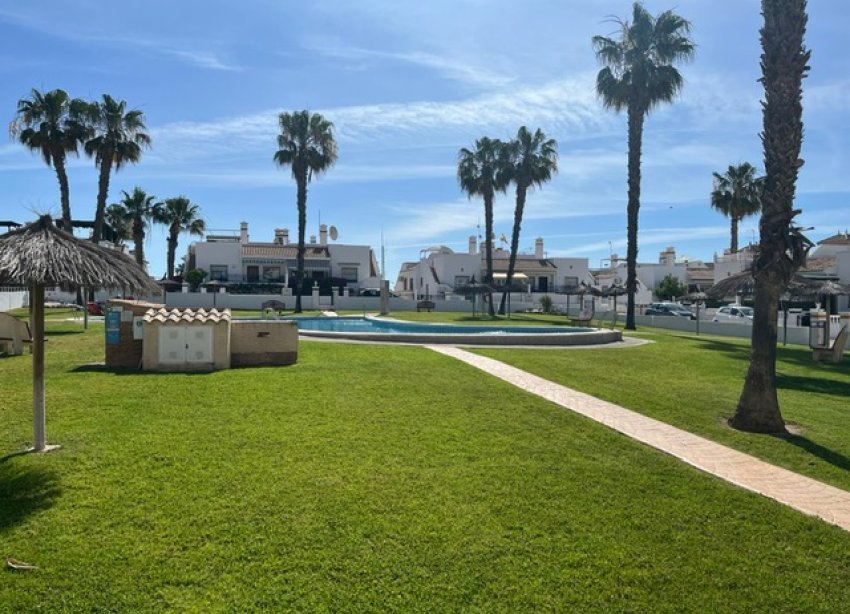 Reventa - Apartamento - Orihuela Costa - Playa Flamenca