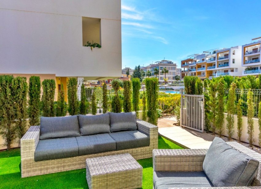 Reventa - Apartamento - Orihuela Costa - Villamartin