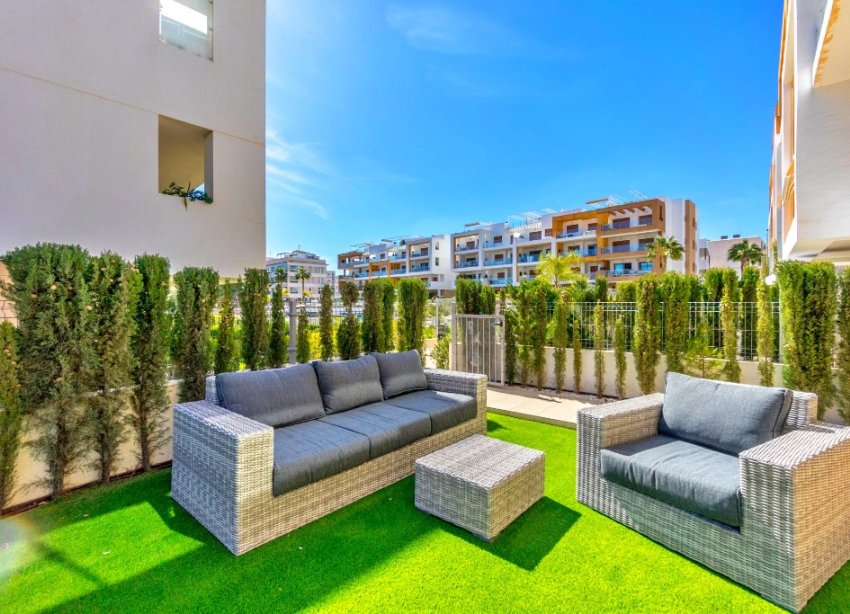 Reventa - Apartamento - Orihuela Costa - Villamartin