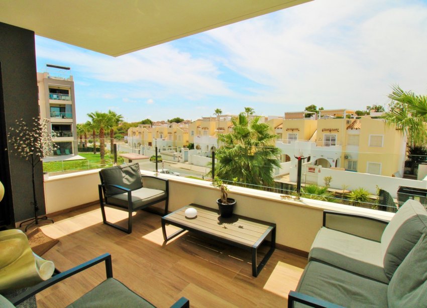 Reventa - Apartamento - Orihuela Costa - Villamartín