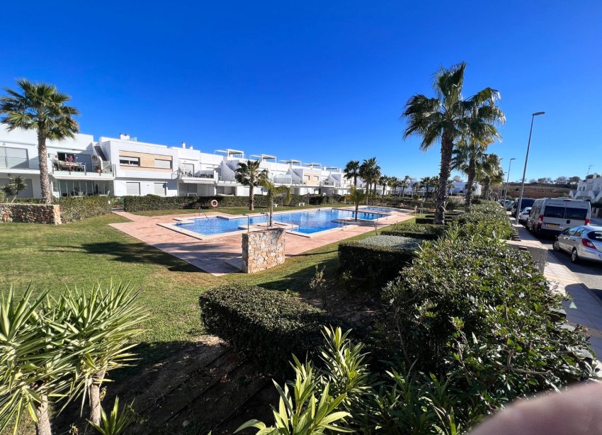 Reventa - Apartamento - Orihuela - Vistabella Golf