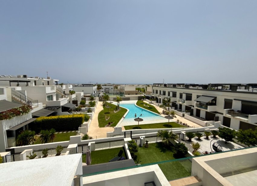 Reventa - Apartamento - Pilar de la Horadada - Mil Palmeras