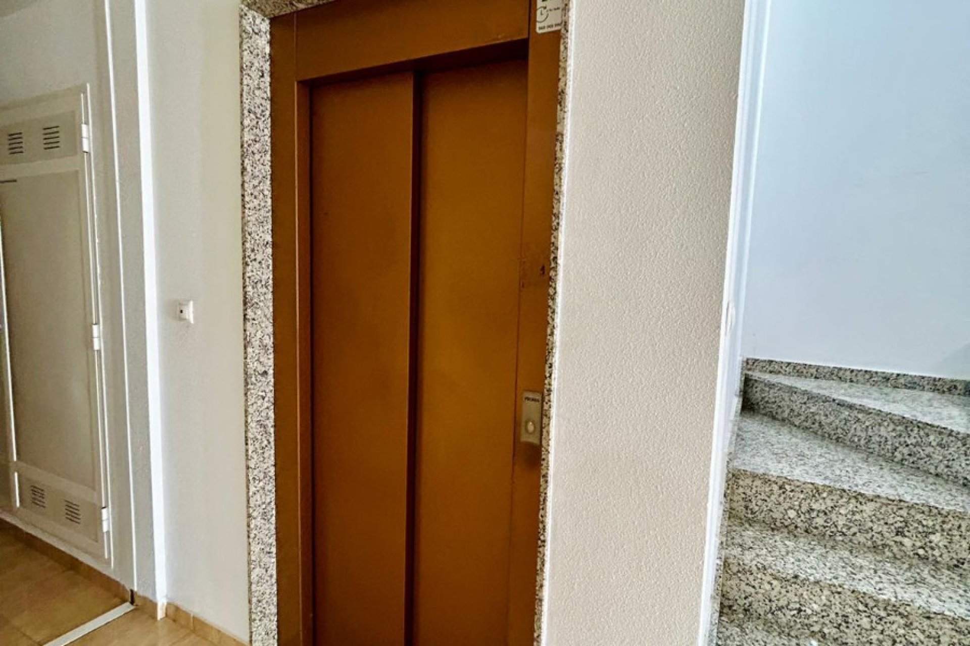 Reventa - Apartamento - San Isidro