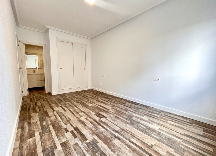 Reventa - Apartamento - San Miguel de Salinas