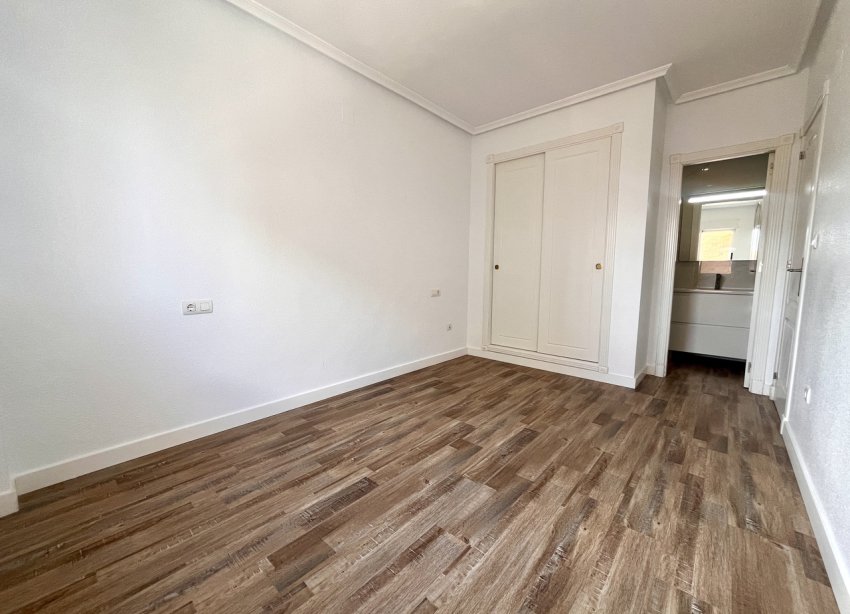 Reventa - Apartamento - San Miguel de Salinas