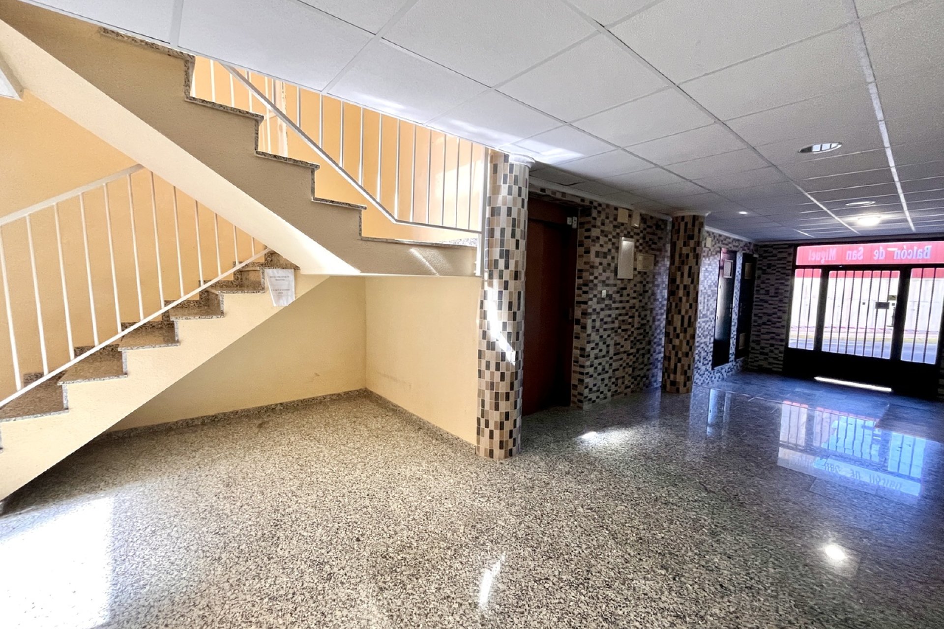 Reventa - Apartamento - San Miguel de Salinas