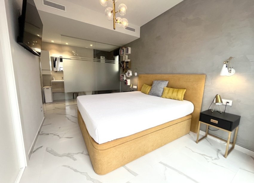 Reventa - Apartamento - San Miguel de Salinas