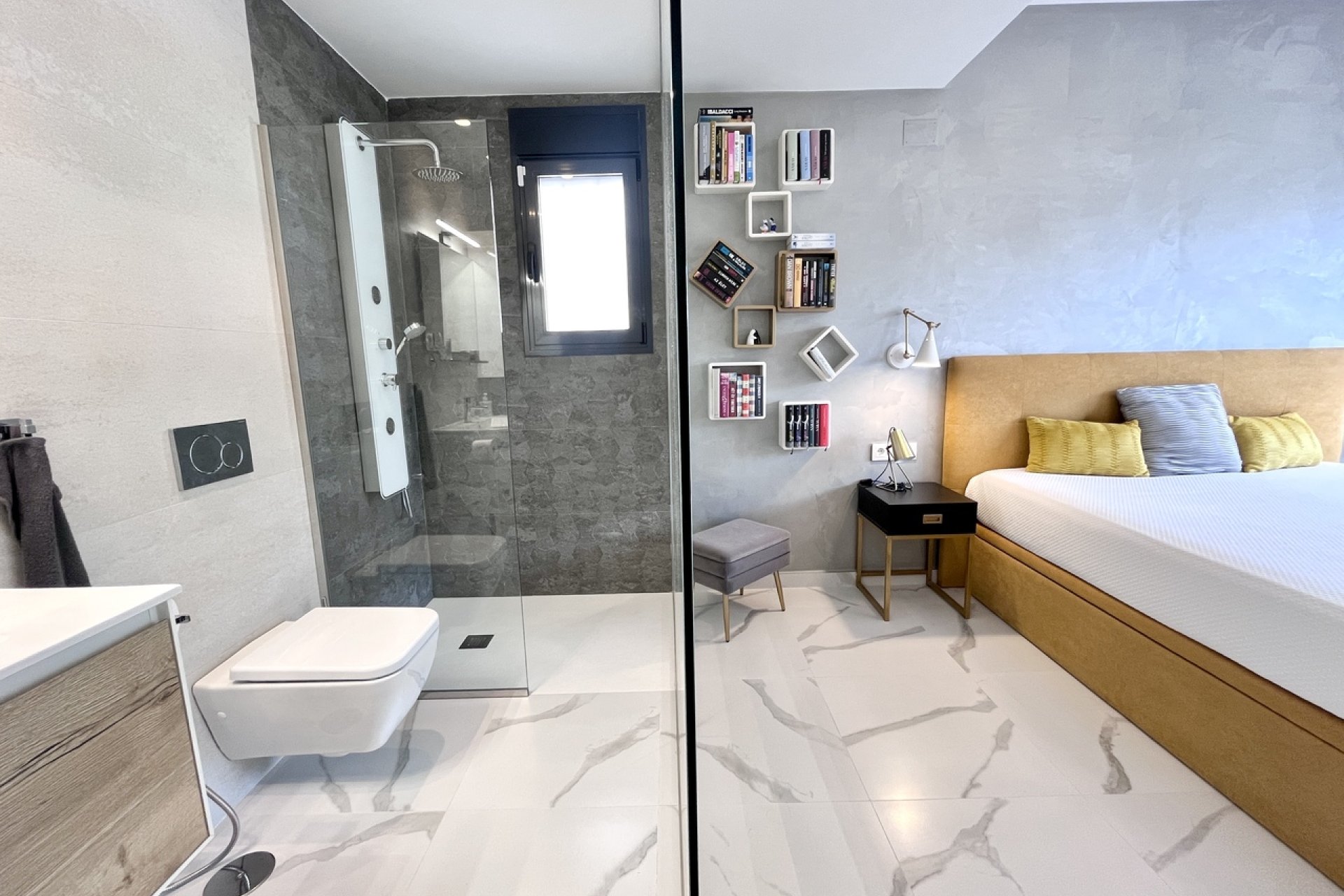 Reventa - Apartamento - San Miguel de Salinas