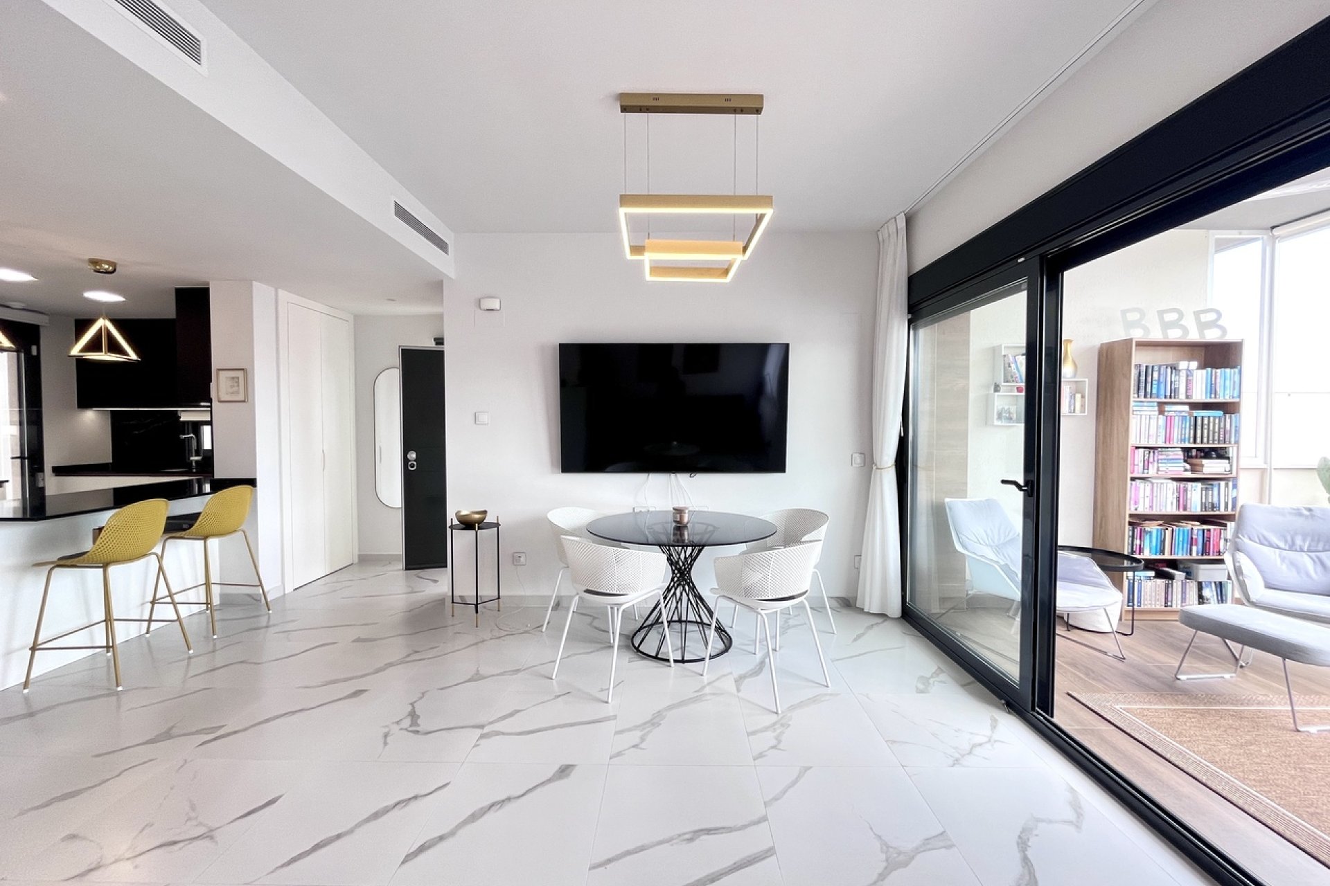 Reventa - Apartamento - San Miguel de Salinas