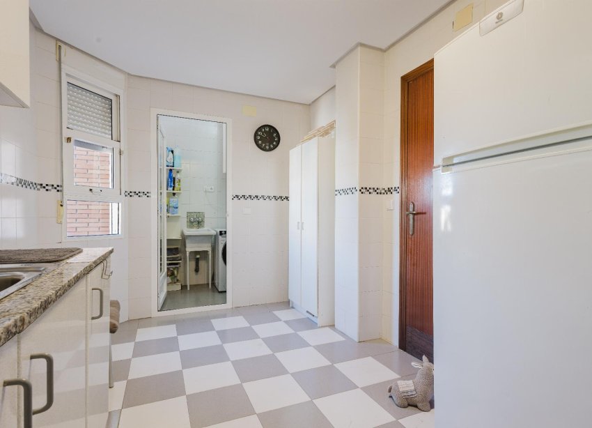 Reventa - Apartamento - San Miguel de Salinas