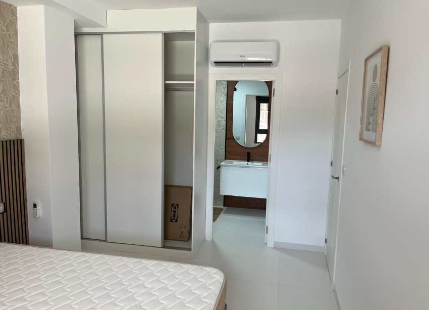 Reventa - Apartamento - San Miguel de Salinas