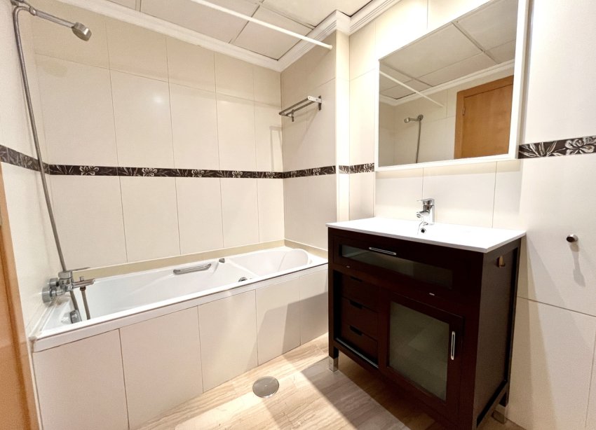 Reventa - Apartamento - Santa Pola