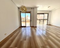 Reventa - Apartamento - Santa Pola