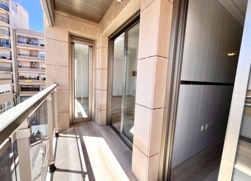 Reventa - Apartamento - Santa Pola