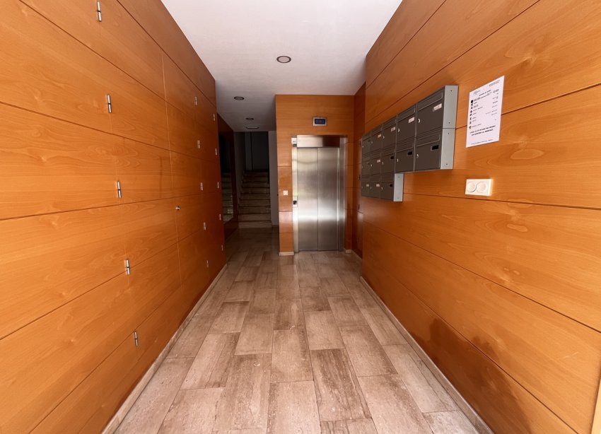 Reventa - Apartamento - Santa Pola