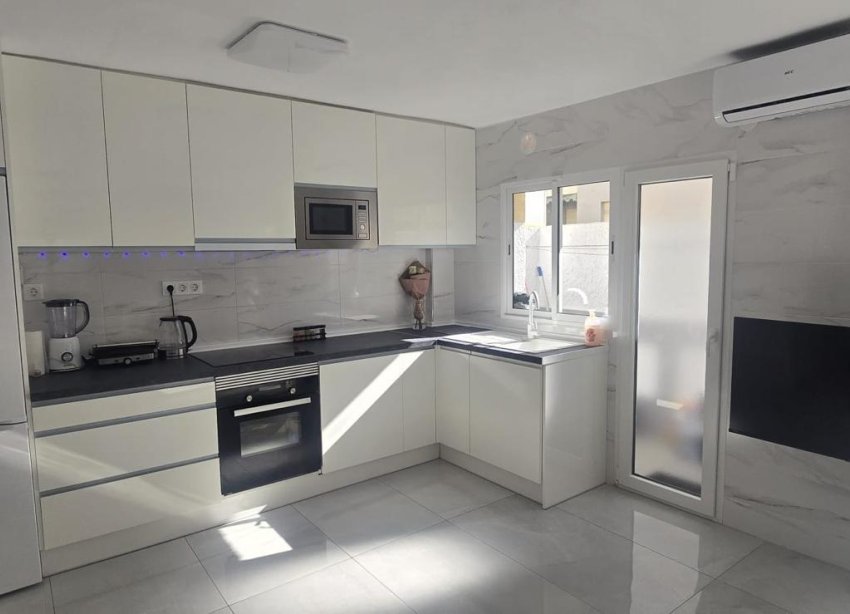 Reventa - Apartamento - Torrevieja - Acequion