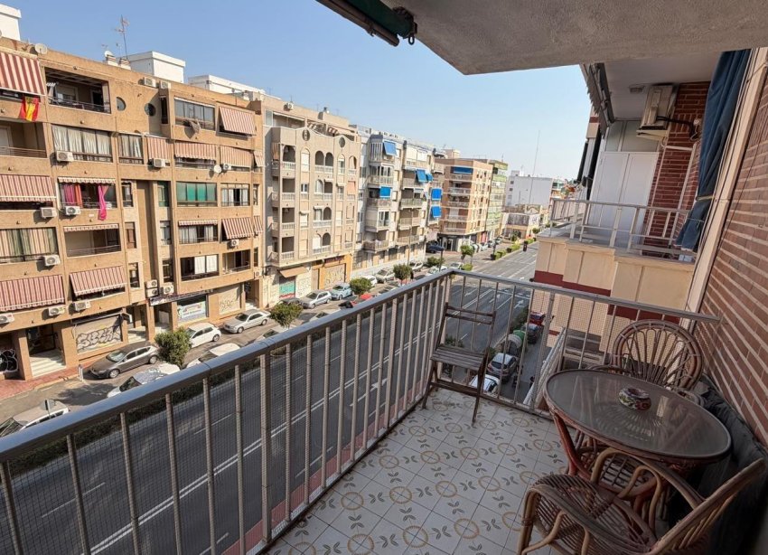 Reventa - Apartamento - Torrevieja - Acequion