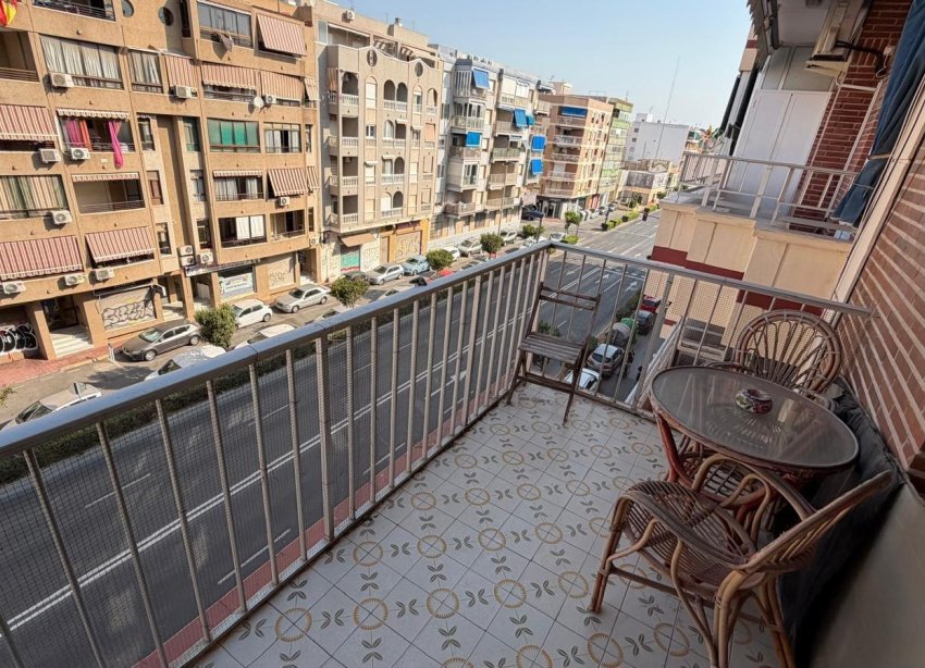 Reventa - Apartamento - Torrevieja - Acequion