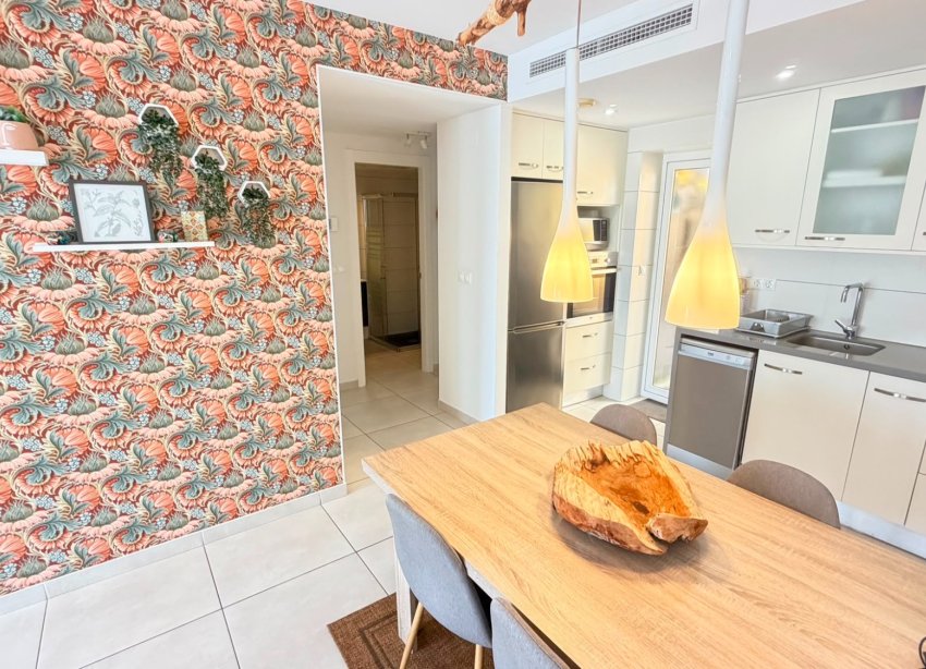 Reventa - Apartamento - Torrevieja - Aguas Nuevas