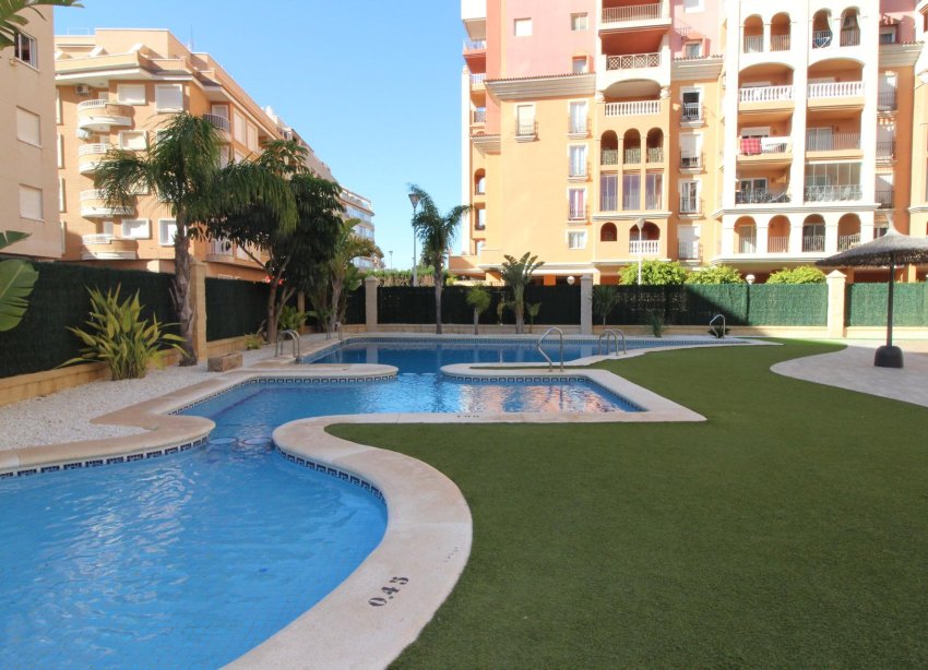 Reventa - Apartamento - Torrevieja - Aldea del mar