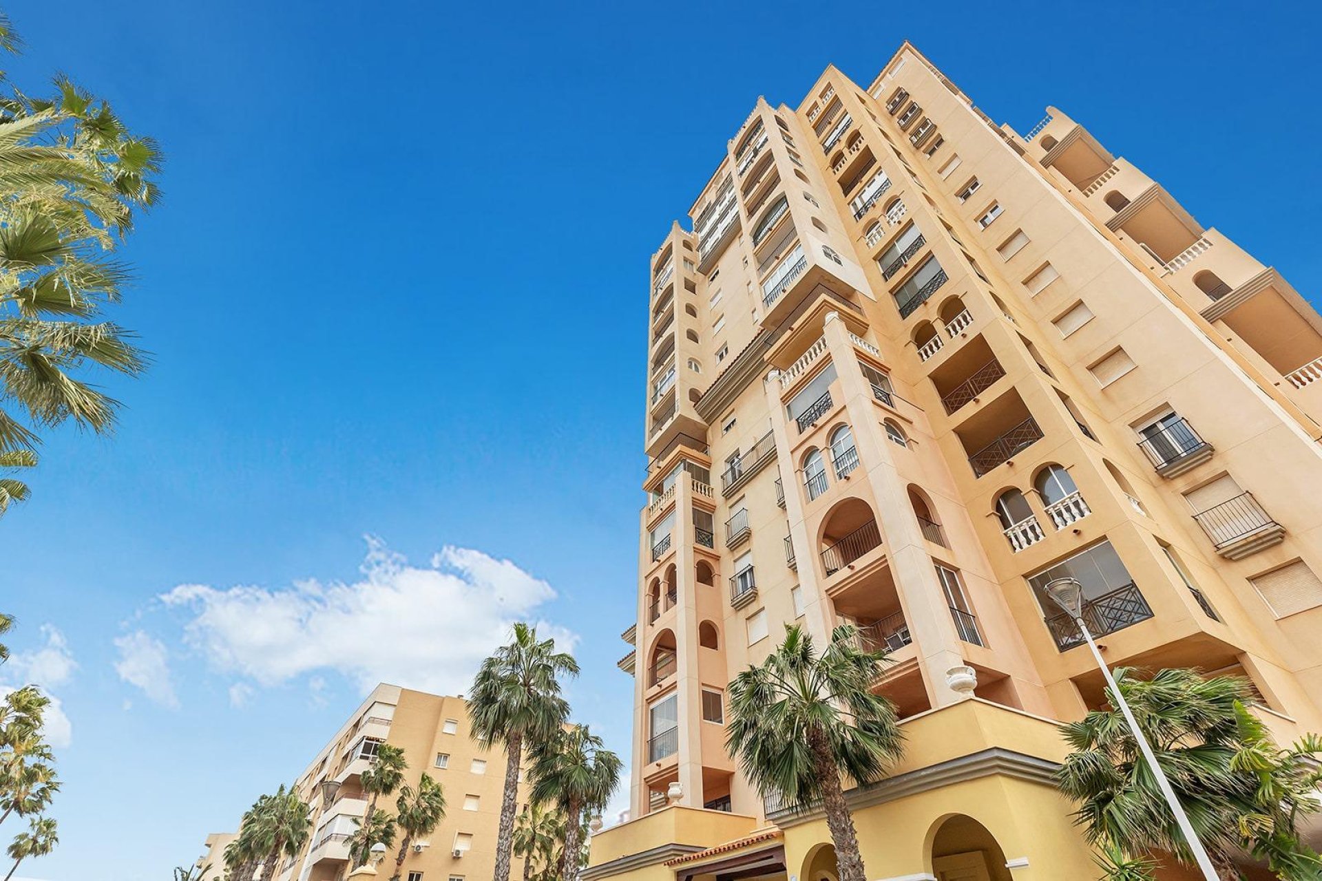 Reventa - Apartamento - Torrevieja - Aldea del mar