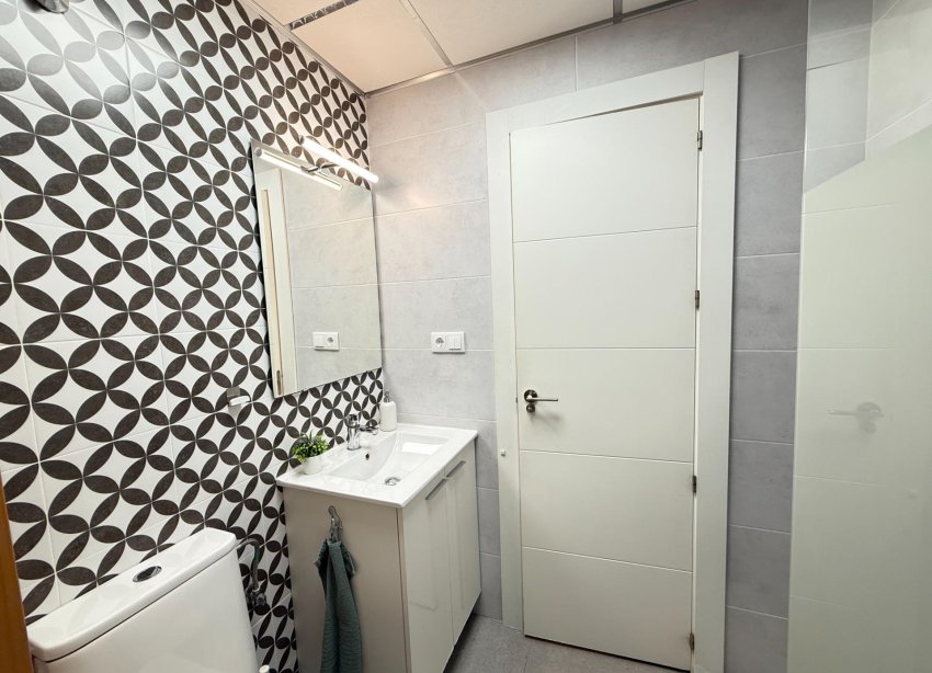 Reventa - Apartamento - Torrevieja - Antonio Machado