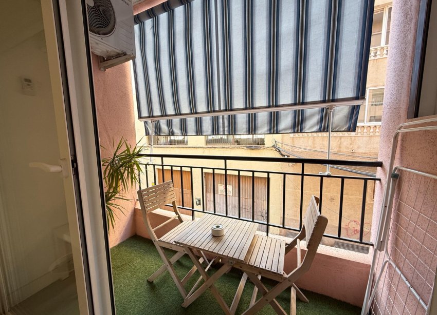 Reventa - Apartamento - Torrevieja - Antonio Machado