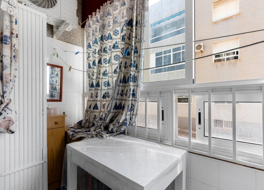 Reventa - Apartamento - Torrevieja - Centro - Muelle Pesquero