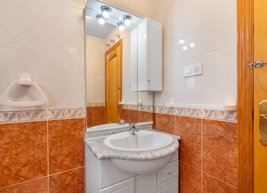 Reventa - Apartamento - Torrevieja - Centro - Muelle Pesquero