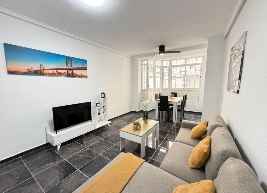 Reventa - Apartamento - Torrevieja - Centro