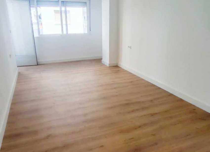 Reventa - Apartamento - Torrevieja - Centro