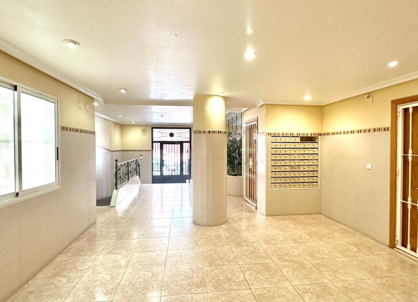 Reventa - Apartamento - Torrevieja - Centro