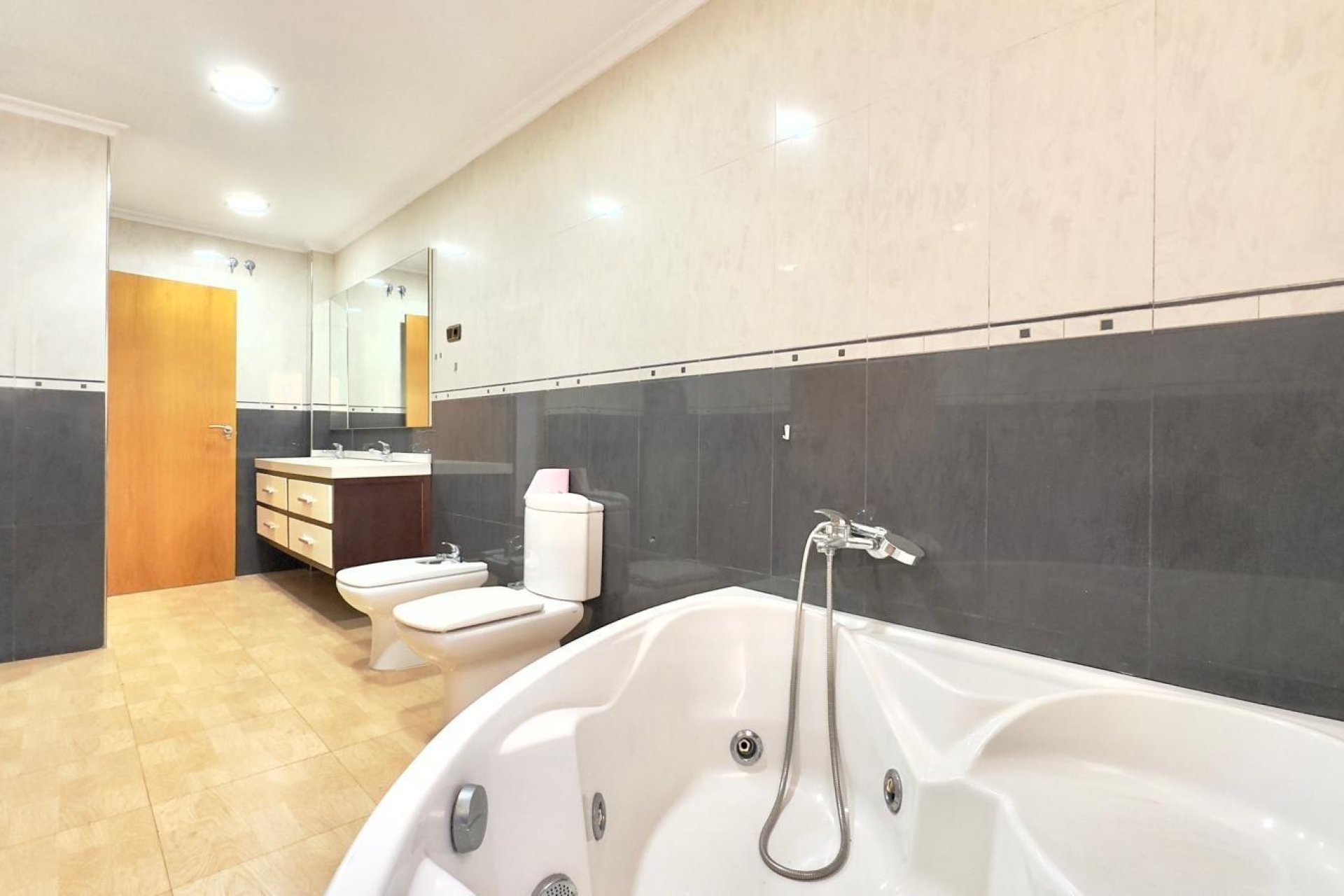 Reventa - Apartamento - Torrevieja - Centro