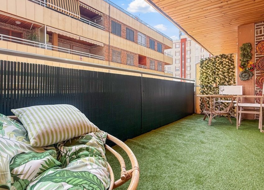 Reventa - Apartamento - Torrevieja - El Acequión - Los Náufragos