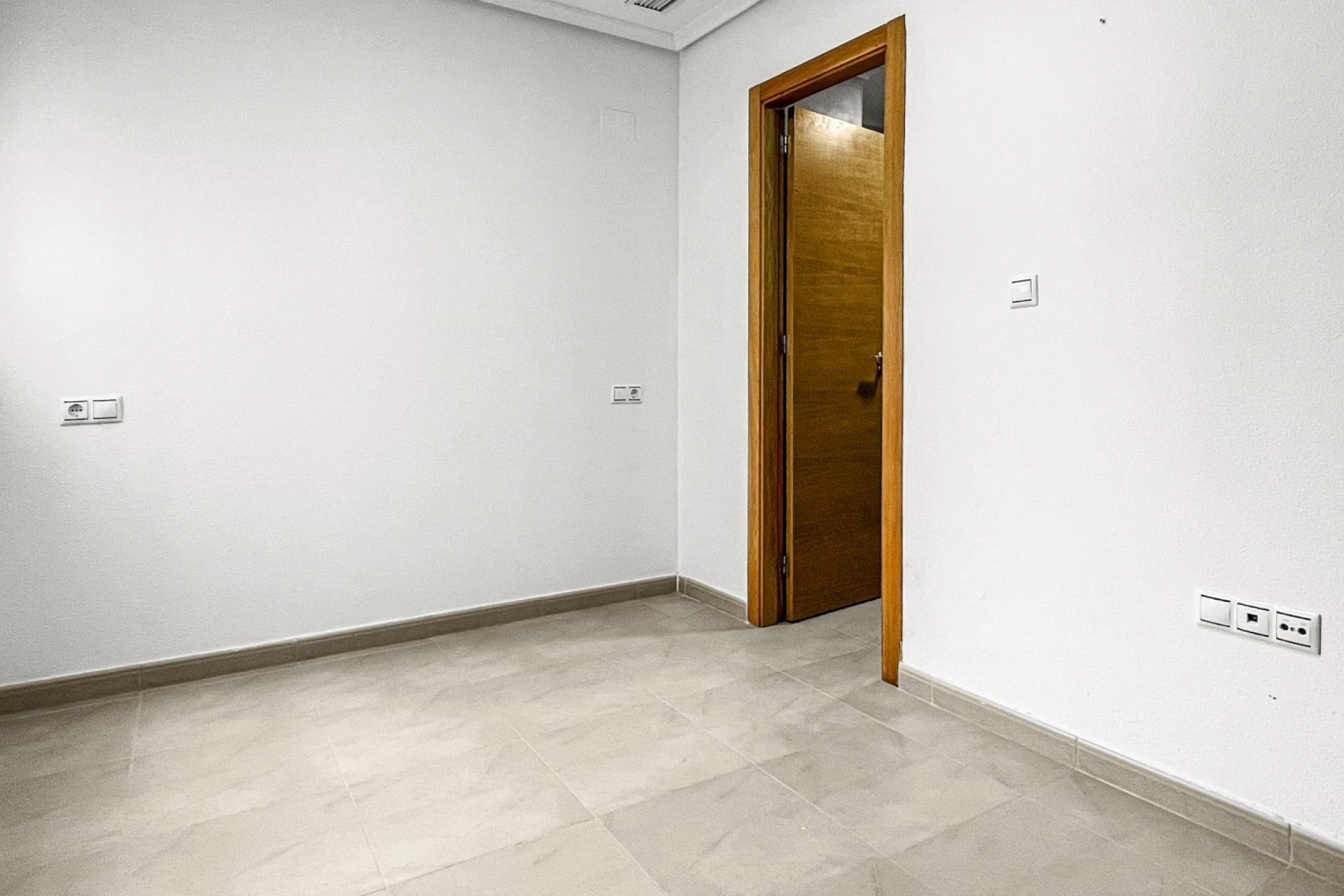 Reventa - Apartamento - Torrevieja - El Acequión - Los Náufragos