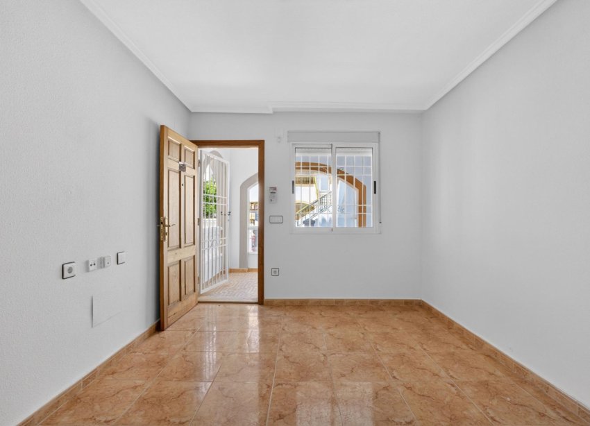 Reventa - Apartamento - Torrevieja - El limonar