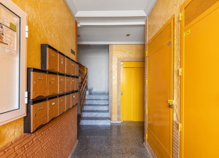 Reventa - Apartamento - Torrevieja - El molino