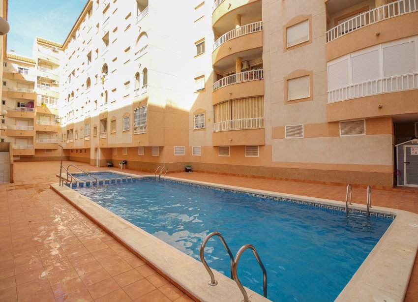 Reventa - Apartamento - Torrevieja - El Molino
