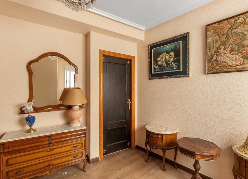 Reventa - Apartamento - Torrevieja - Estacion de autobuses