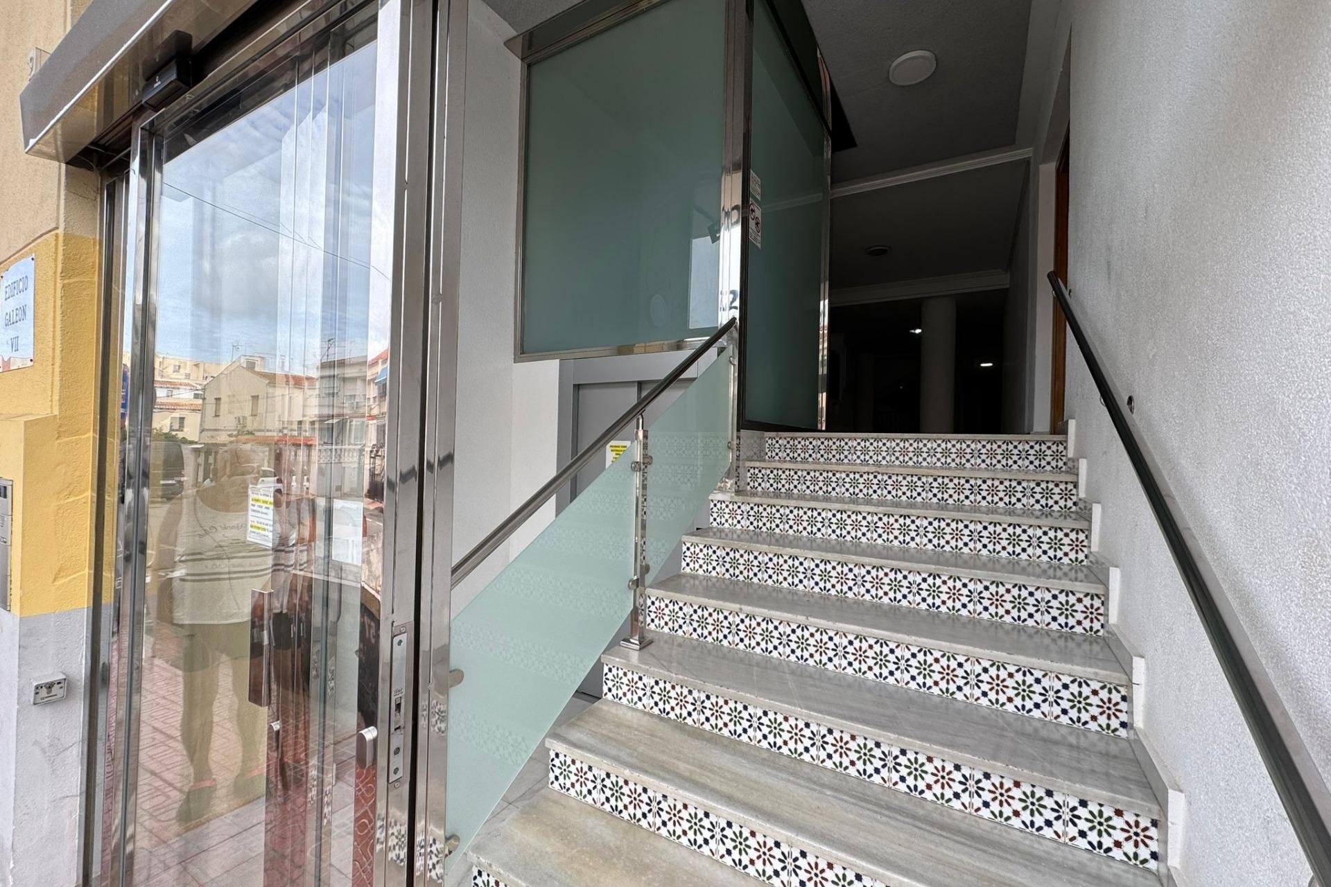 Reventa - Apartamento - Torrevieja - Estacion de autobuses